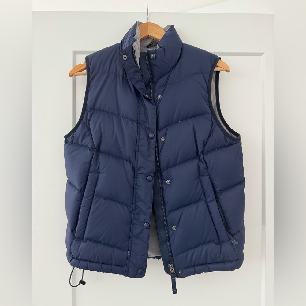 LL Bean Women’s Down Vest - size small
